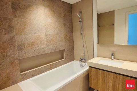 Квартира с 3 спальнями в Даунтаун Дубай (Даунтаун Бурдж Дубай), ОАЭ №163971 4