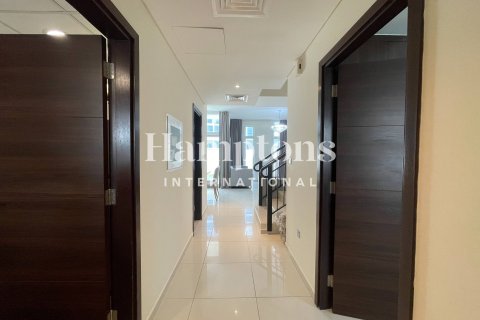 3 bedrooms Townhouse in Dubai, UAE No. 151322 16
