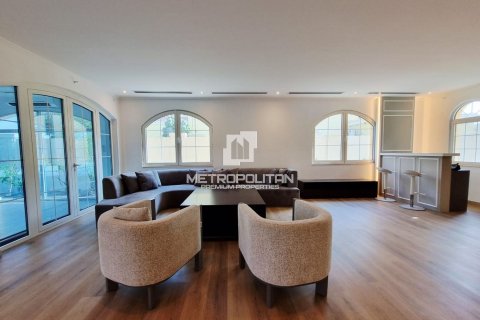 Вилла с 5 спальнями №128005 11