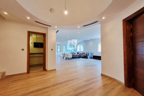 Вилла с 5 спальнями №128005 16