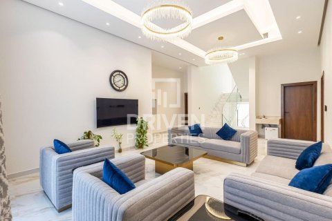 Villa de 5 chambres à Nad Al Sheba 1, UAE No. 192980 9