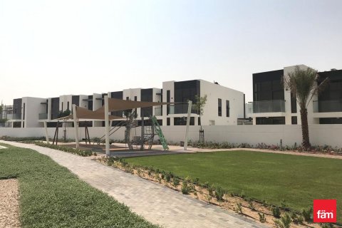 Таунхаус с 3 спальнями в Дубай, ОАЭ №145463