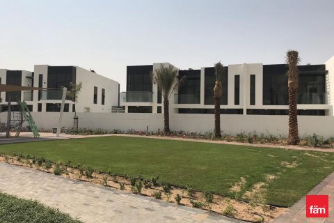 Таунхаус с 3 спальнями в Дубай, ОАЭ №145463 11