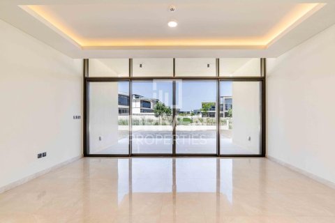 Villa de 4 dormitorios No. 120598 23