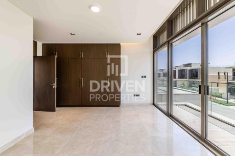 Villa de 4 dormitorios No. 120598 10