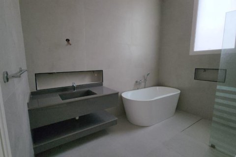 Вилла с 4 спальнями  №124506 12