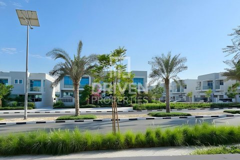 Townhouse de 3 dormitorios en Al Furjan, UAE No. 202758 9