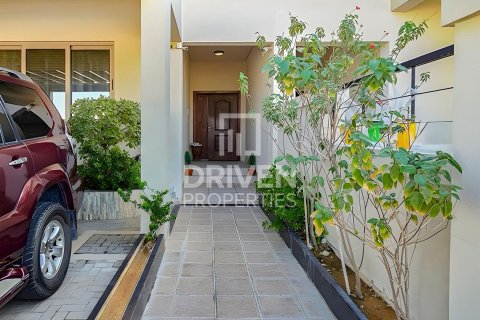 Townhouse de 3 dormitorios en Al Furjan, UAE No. 202758 15