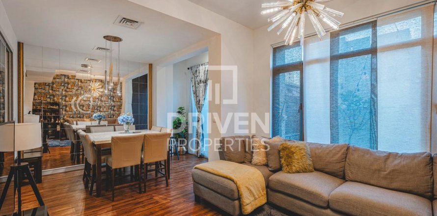 Townhouse de 3 dormitorios en Mira Oasis, UAE No. 138358