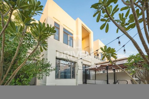Townhouse de 3 dormitorios en Mira Oasis, UAE No. 138358 4