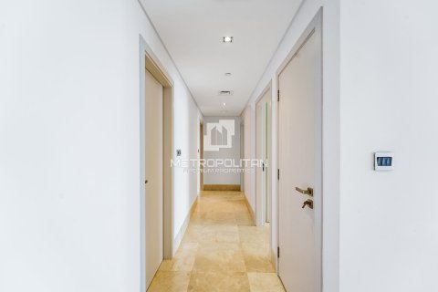 3 bedrooms Apartment in Palm Jumeirah, UAE No. 78124 12