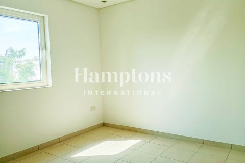 Villa de 4 dormitorios  No. 118804 3