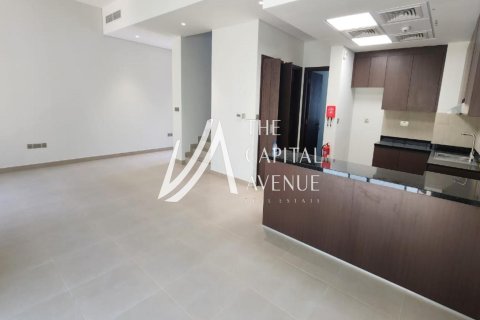 2 bedrooms Townhouse in Khalifa City, UAE No. 86513 17