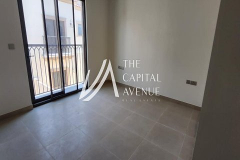 2 bedrooms Townhouse in Khalifa City, UAE No. 86513 3