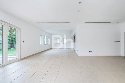 Villa de 3 dormitorios en Jumeirah Park, UAE No. 87174 9