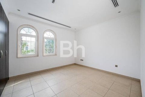 Villa de 3 dormitorios en Jumeirah Park, UAE No. 87174 17