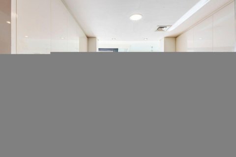 Квартира с 3 спальнями в Burj Vista, ОАЭ №137996 7