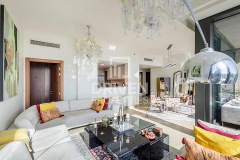 Квартира с 3 спальнями в Burj Vista, ОАЭ №137996 16