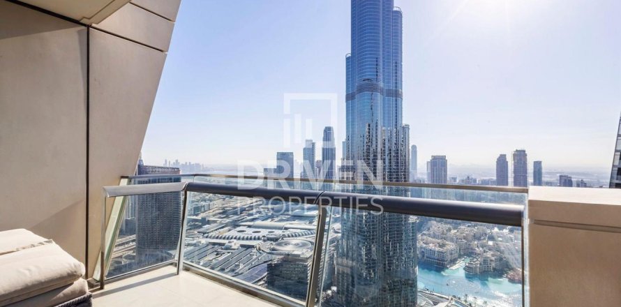 Квартира с 3 спальнями в Burj Vista, ОАЭ №137996