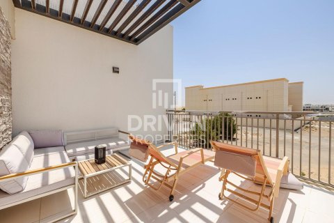 5 bedrooms Townhouse in Dubai, UAE No. 191254 8