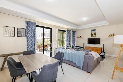 5 bedrooms Townhouse in Dubai, UAE No. 191254 3