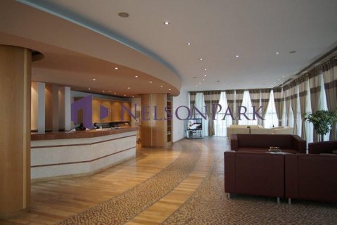 5 bedrooms Villa in Doha, Qatar No. 57979 18