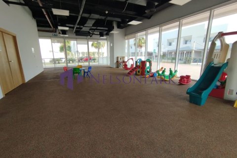 5 bedrooms Villa in Doha, Qatar No. 57979 17