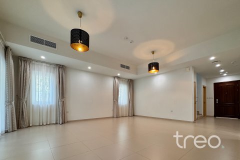 4 غرف نوم فيلا في دبي, الإمارات العربية المتحدة رقم 174007 6