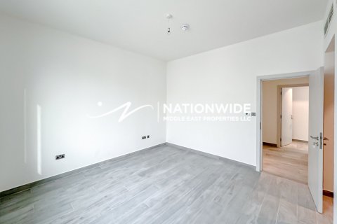 2 bedrooms Townhouse in Abu Dhabi, UAE No. 73192 9