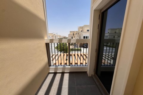 Townhouse de 4 dormitorios en Damac Lagoons, UAE No. 170597 19