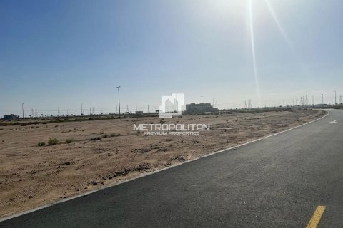 Land de 1061m² No. 129439 9