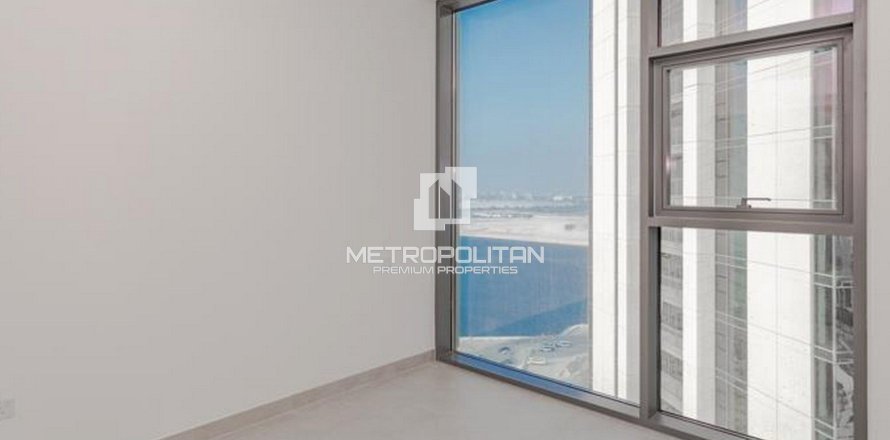 Apartment de 3 dormitorios en Creek Rise, UAE No. 5293