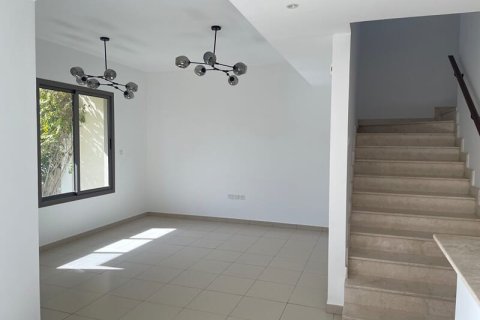 Townhouse de 3 chambres à Town Square, UAE No. 141929 4