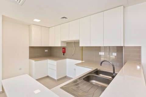 3 bedrooms Townhouse in Noor Townhouses, UAE No. 141930 4