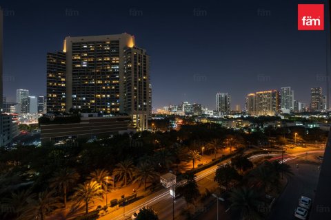 2 bedrooms Apartment in Dubai, UAE No. 149524 17