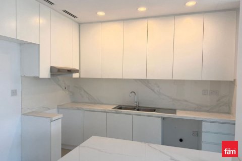 4 bedrooms Villa in Dubai, UAE No. 137484 9