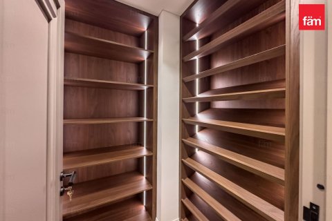 Квартира с 2 спальнями в Аль-Васл, ОАЭ №137482 16