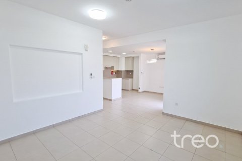 3 bedrooms Villa in Hayat Townhouses, UAE No. 200792 12