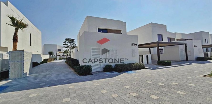 Villa de 3 dormitorios en Yas Island, UAE No. 86385