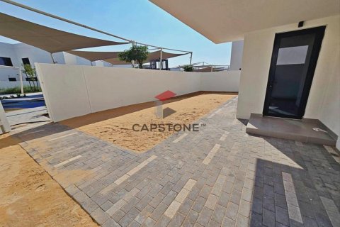 Villa de 3 chambres à Yas Island, UAE No. 86385 8