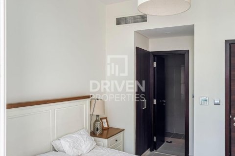 4 bedrooms Villa in Dubai, UAE No. 193611 13