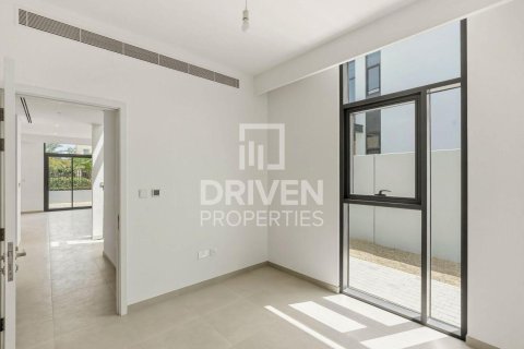 4 bedrooms Townhouse in Mudon, UAE No. 193607 12