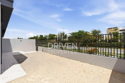 4 bedrooms Townhouse in Mudon, UAE No. 193607 23