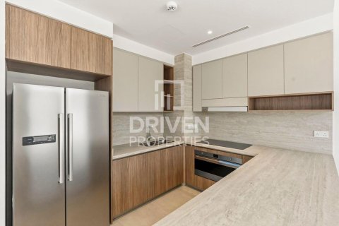 4 bedrooms Townhouse in Mudon, UAE No. 193607 7