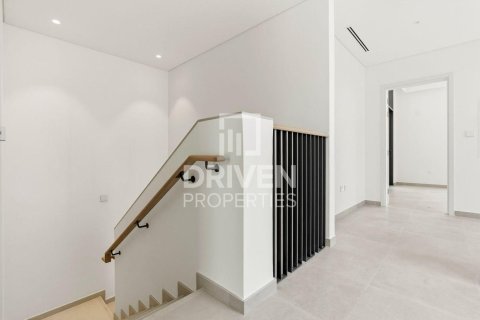 4 bedrooms Townhouse in Mudon, UAE No. 193607 8