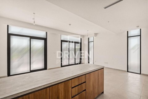 4 bedrooms Townhouse in Mudon, UAE No. 193609 10