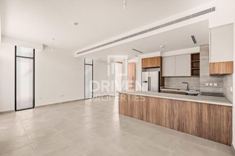 4 bedrooms Townhouse in Mudon, UAE No. 193609 9