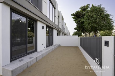 Villa de 4 dormitorios en Tilal Al Ghaf, UAE No. 148199 3