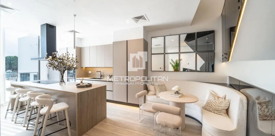 4 bedrooms Townhouse No. 130162