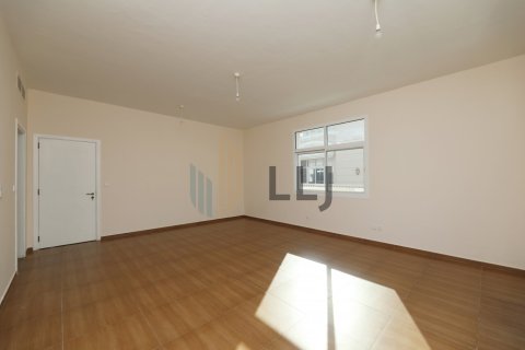 Villa de 4 dormitorios  No. 131536 15